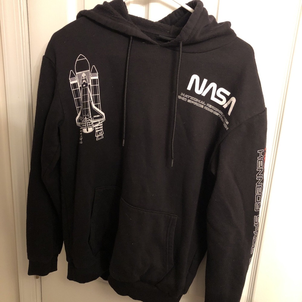 NASA Black Graphic Hoodie Kennedy Space Center On Back/Sleeve Size Adult Small